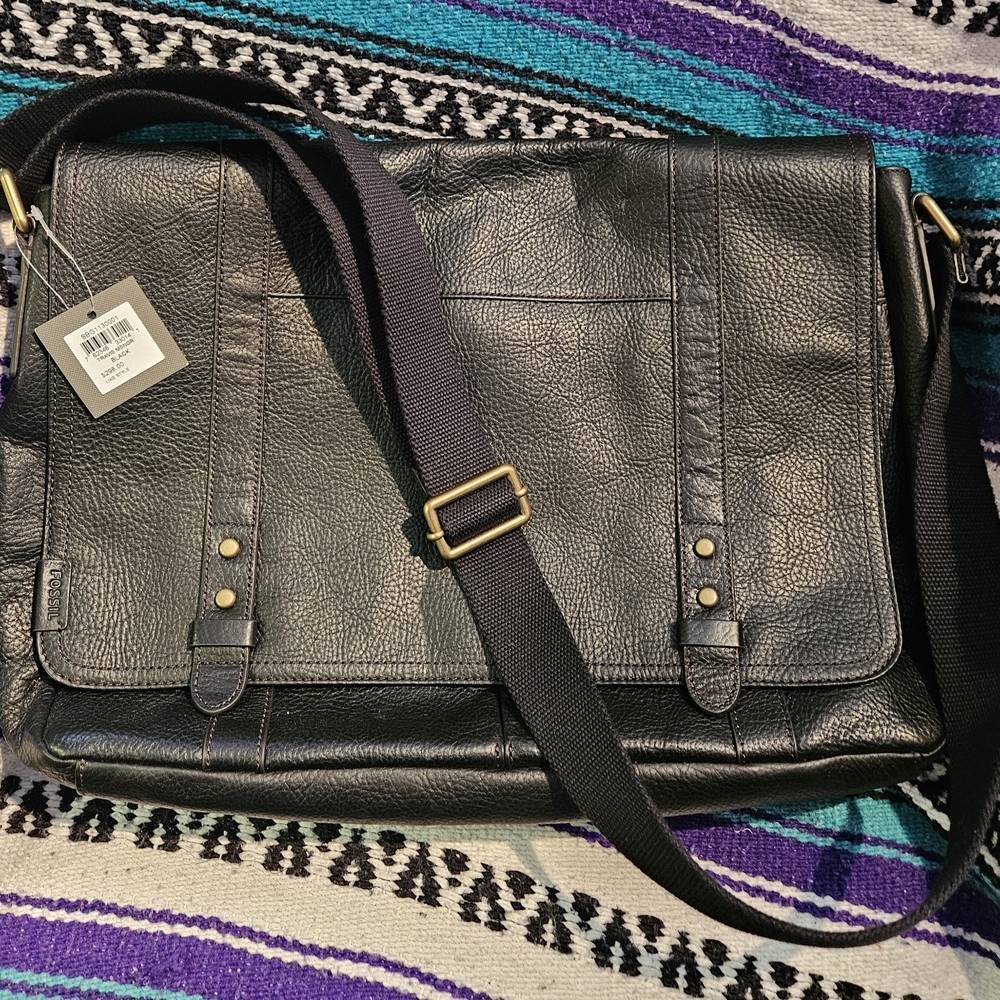 Fossil Black Leather Travis Messenger Bag